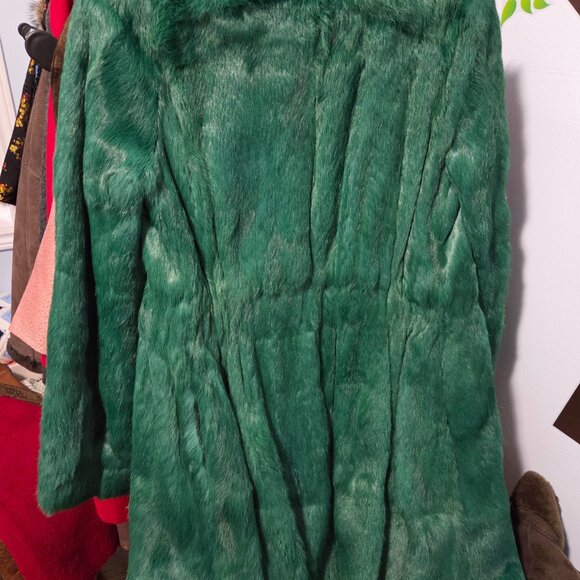 Gorgeous Runway Green Fur Coat Medium New - Picture 6 of 6